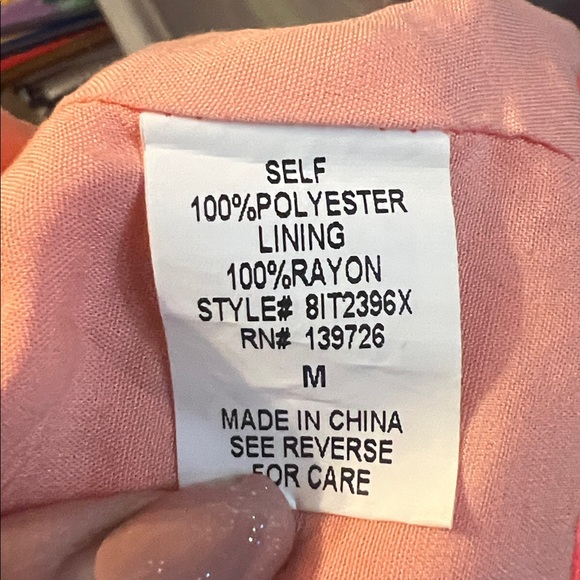 Fashion nova neon tie front cropped shirt. Size medium NWT - Picture 7 of 7